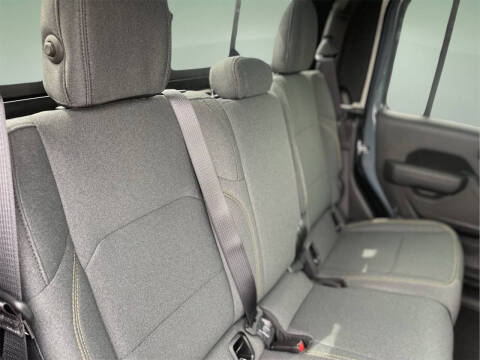 2025 Jeep Gladiator Willys