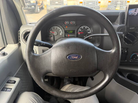 2013 Ford E-Series E-150