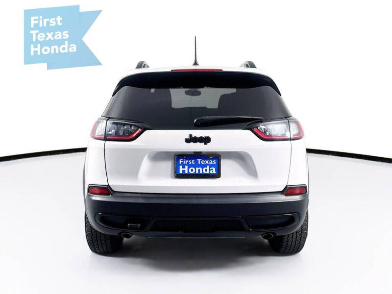 2022 Jeep Cherokee X