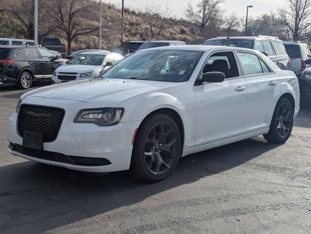 2022 Chrysler 300 Touring