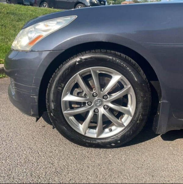 2009 Infiniti G37 Sedan x