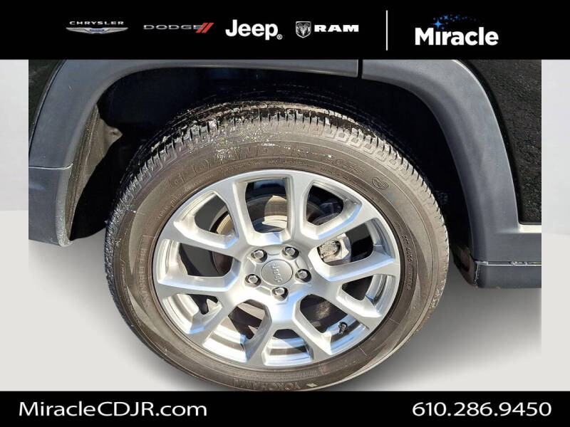 2023 Jeep Compass Latitude Lux