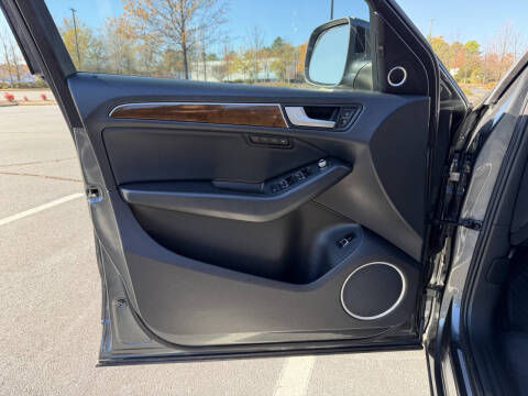 2015 Audi Q5 2.0T quattro Premium Plus