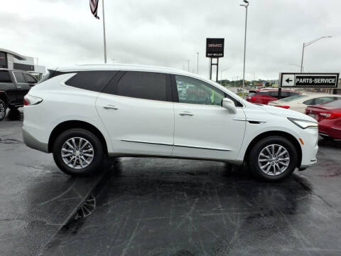 2024 Buick Enclave Essence