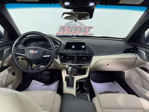 2024 Cadillac CT4 Luxury