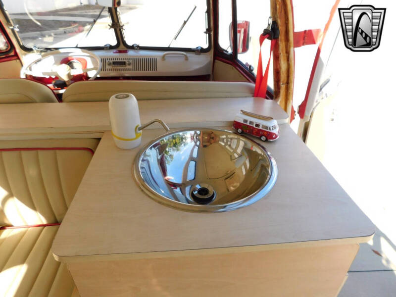 1975 Volkswagen Type 2