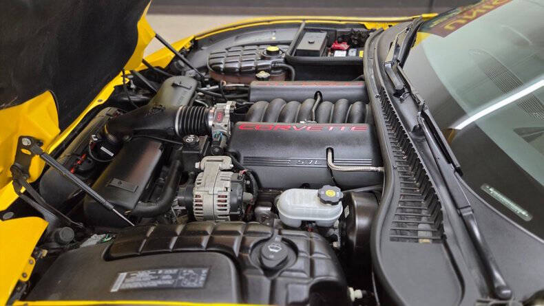 2004 Chevrolet Corvette