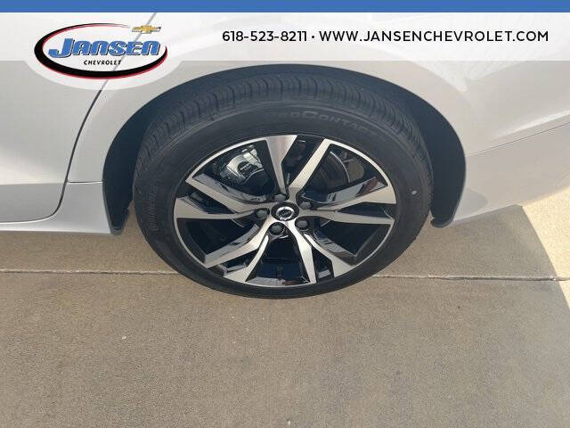 2025 Volvo S60 B5 Core