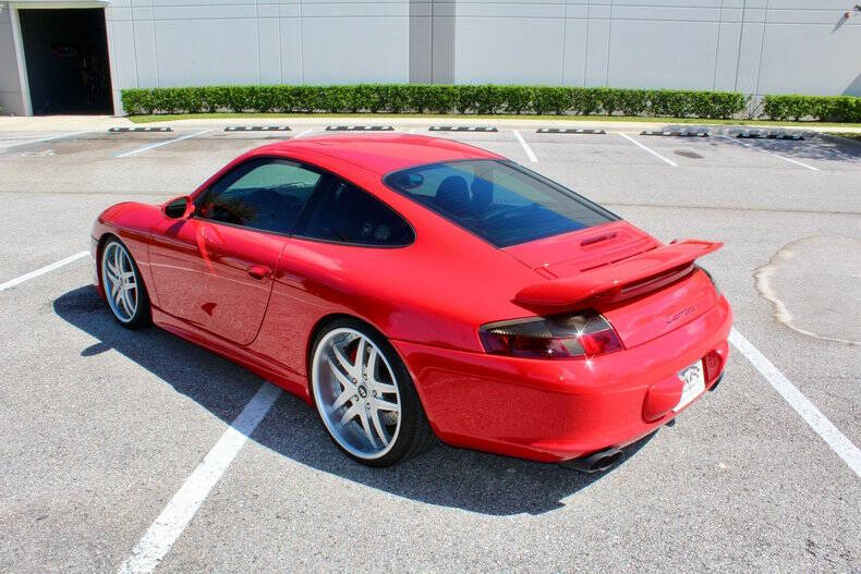 2003 Porsche 911 Carrera