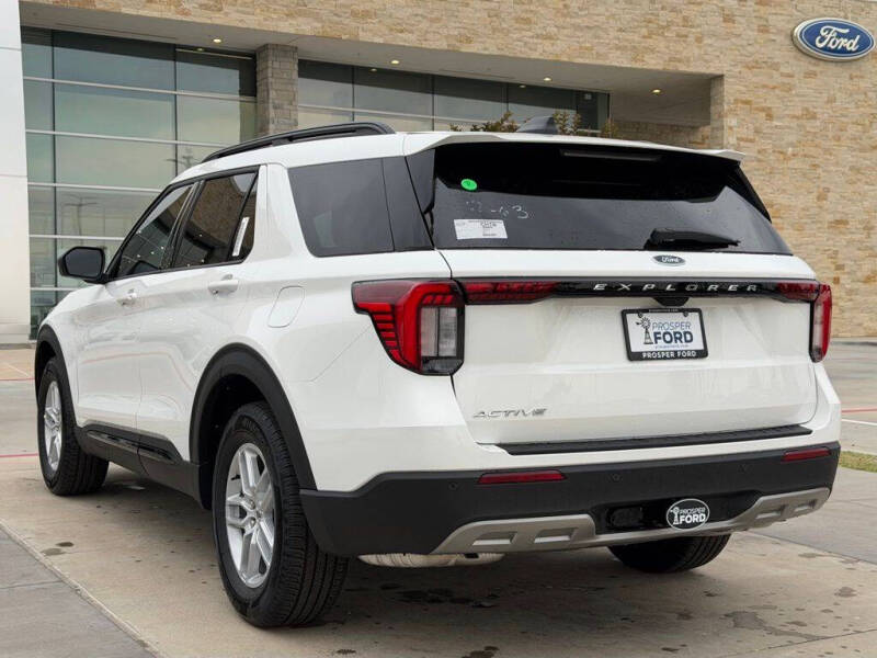 2026 Ford Explorer Active