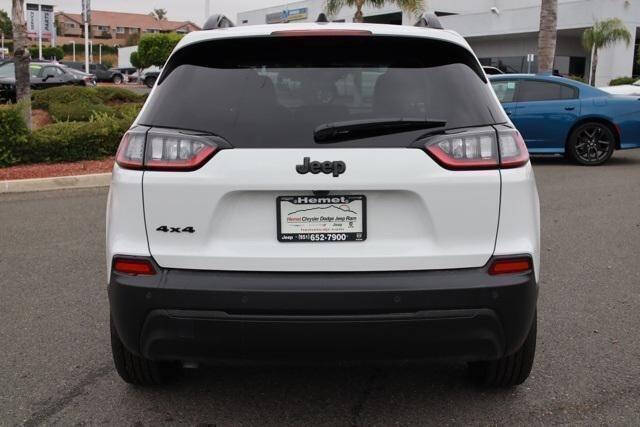 2023 Jeep Cherokee Altitude Lux