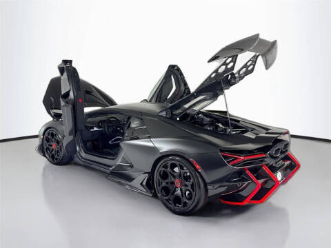 2024 Lamborghini Revuelto