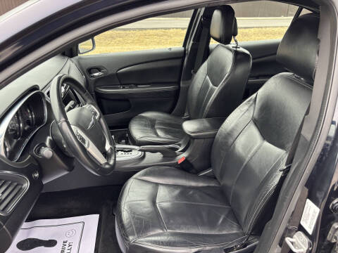 2012 Chrysler 200 Limited