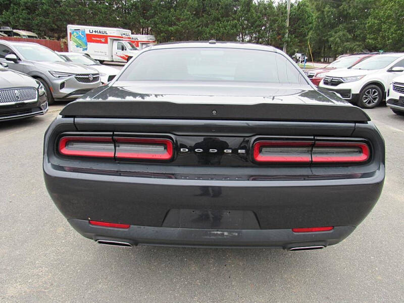 2019 Dodge Challenger SXT