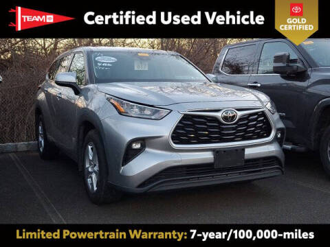 2020 Toyota Highlander LE