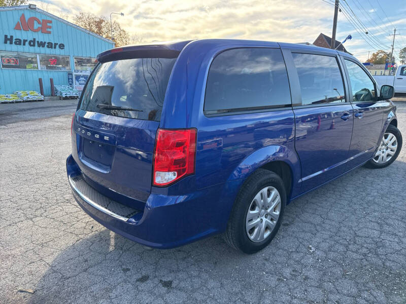 2018 Dodge Grand Caravan SE