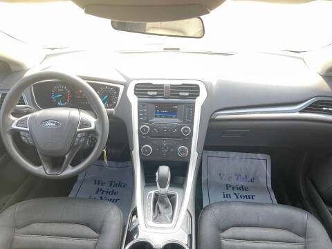2014 Ford Fusion SE
