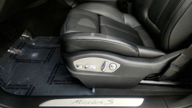 2024 Porsche Macan S