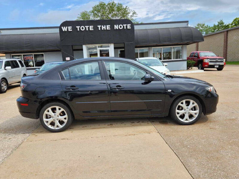 2008 Mazda MAZDA3 for sale at First Choice Auto Sales in Moline IL