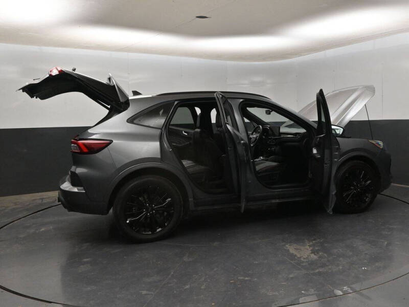 2023 Ford Escape ST-Line Elite