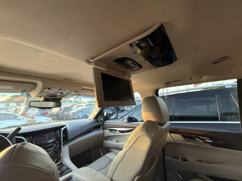 2015 Cadillac Escalade Premium