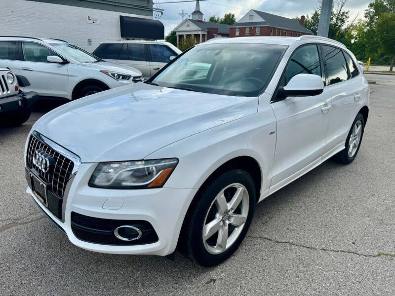2011 Audi Q5 3.2 quattro Premium Plus