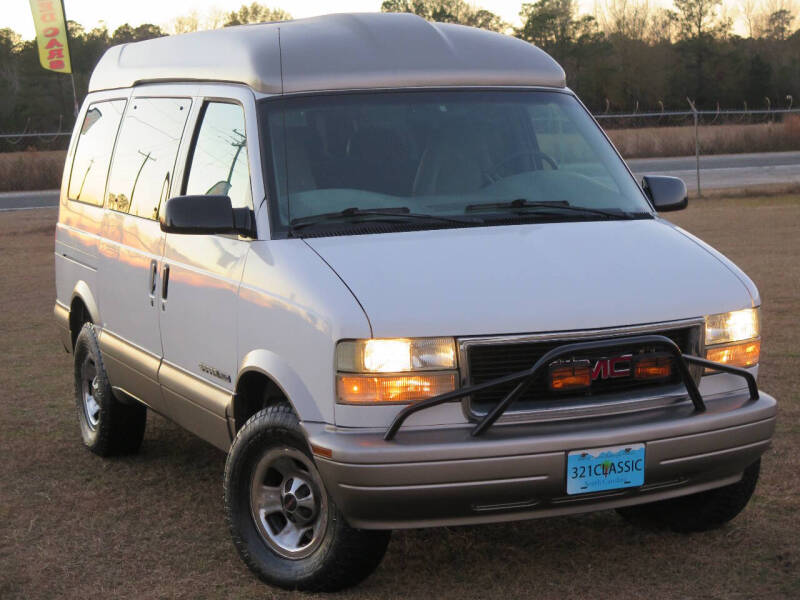 2002 GMC Safari SLE