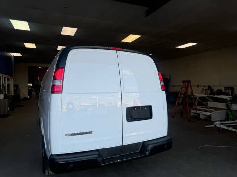 2017 Chevrolet Express 3500