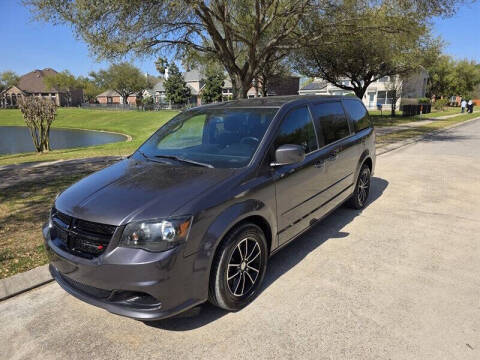 2017 Dodge Grand Caravan for sale at Essence Autos in Spring TX