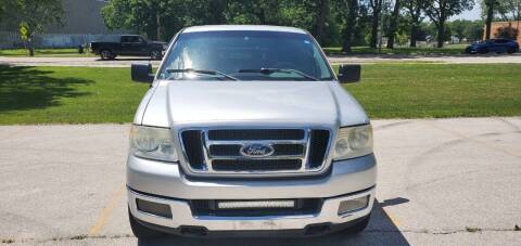 2005 Ford F-150 for sale at Luxury Cars Xchange in Lockport IL