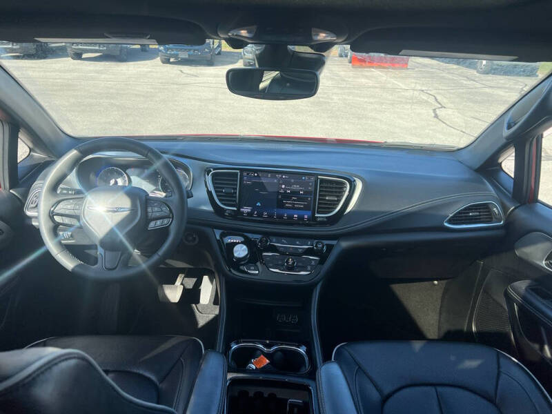 2025 Chrysler Pacifica Limited