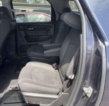 2016 GMC Acadia SLE-2