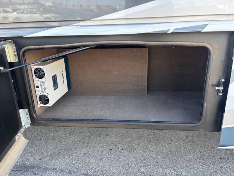 2025 Freightliner S2RV Chassis