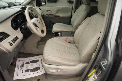 2013 Toyota Sienna
