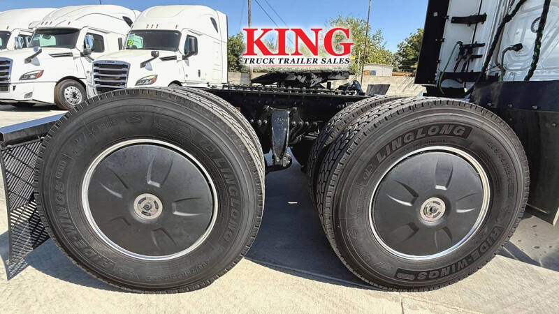 2024 Freightliner Cascadia