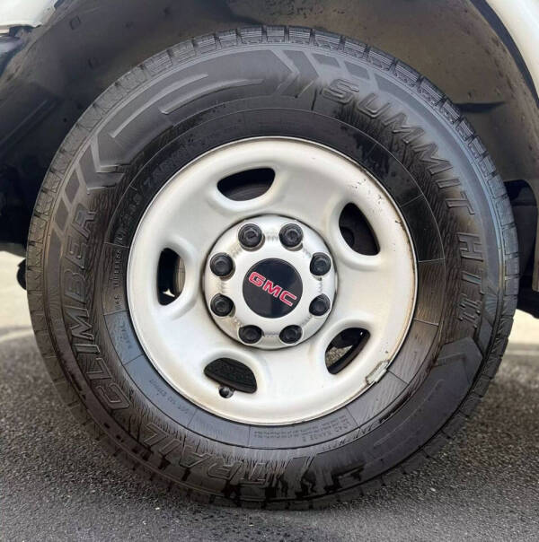 2018 GMC Savana 2500