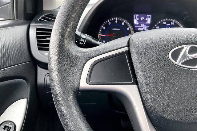 2017 Hyundai Accent SE