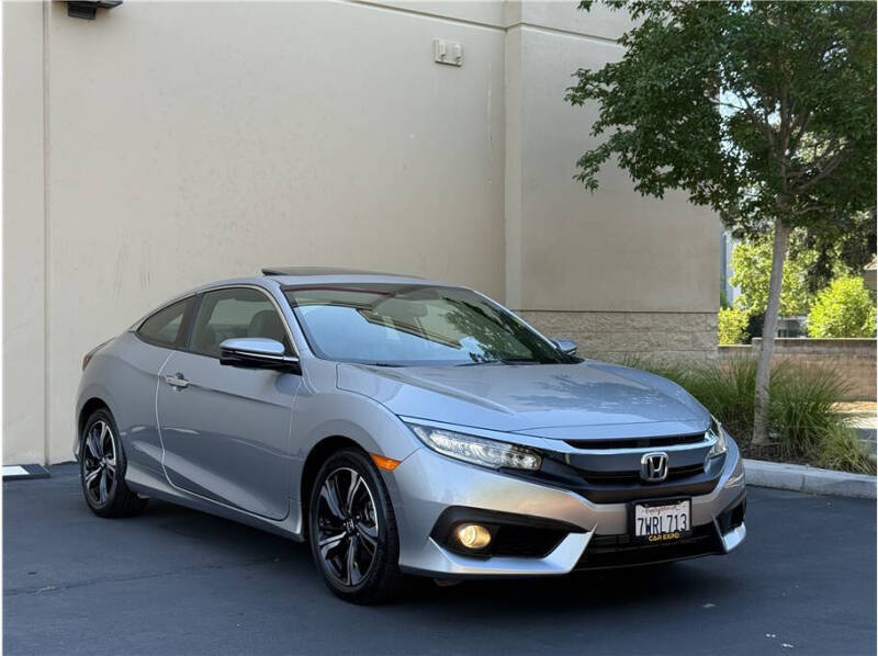 2017 Honda Civic Touring
