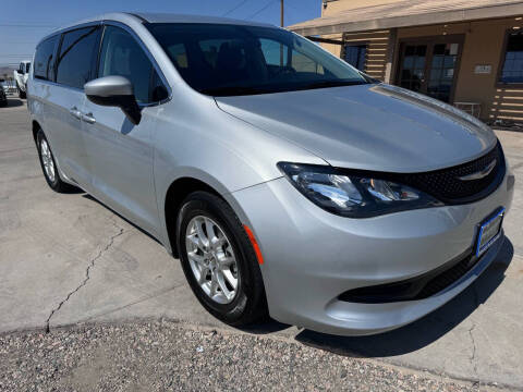 2022 Chrysler Voyager for sale at Beach Auto and RV Sales in Lake Havasu City AZ