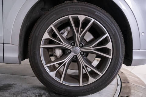 2020 Audi Q8 quattro Premium Plus 55 TFSI