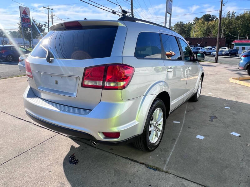 2013 Dodge Journey SXT photo 6