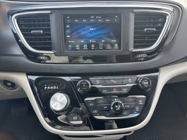 2020 Chrysler Pacifica Touring