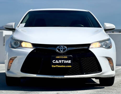 2017 Toyota Camry SE