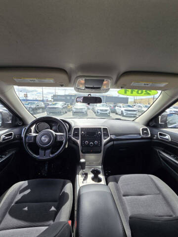 2011 Jeep Grand Cherokee Laredo