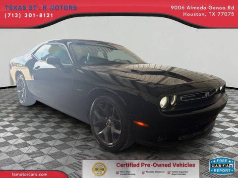 2018 Dodge Challenger R/T Plus Photo