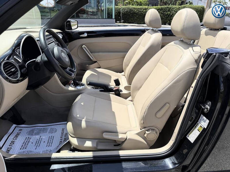 2013 Volkswagen Beetle Convertible