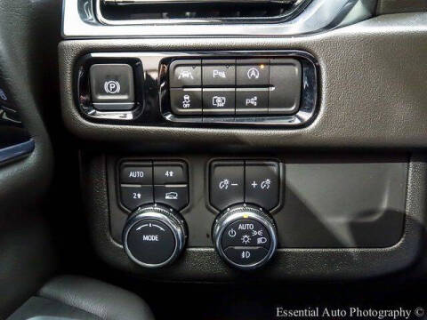 2025 GMC Yukon Elevation