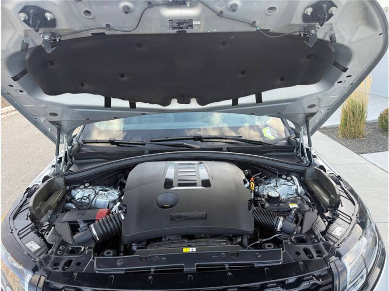 2021 Land Rover Range Rover Velar P400 R-Dynamic HSE