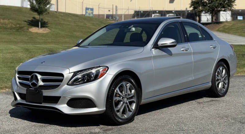 2016 Mercedes-Benz C-Class C300's photo