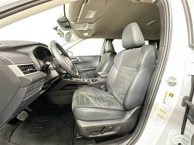 2024 Mitsubishi Outlander SE Black Edition